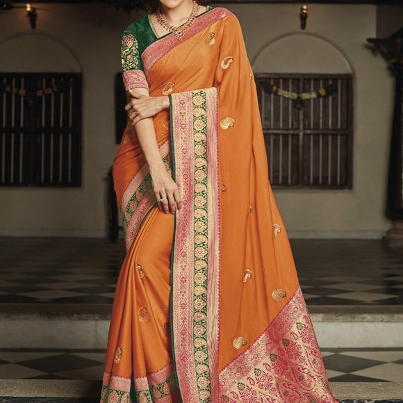 JHEAPS PAPAYA ORANGE ZARI WOVEN PAITHANI SILK SAREE WITH DESIGNER BLOUSE - Picture 4 of 5